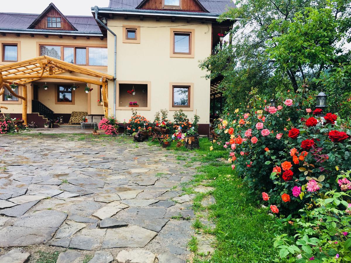 Casa Irinuca Hotell Sadova  Exteriör bild